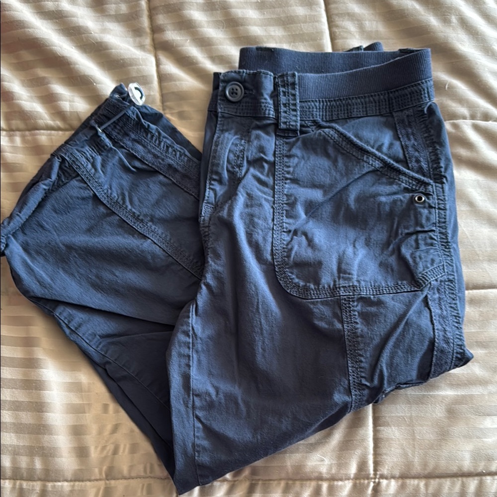 Style & Co Cargo Capri Pants